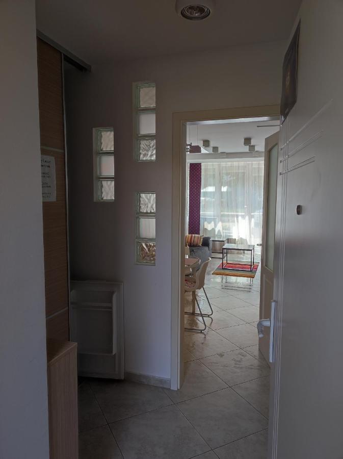 City Center Apartman Zalaegerszeg Bagian luar foto